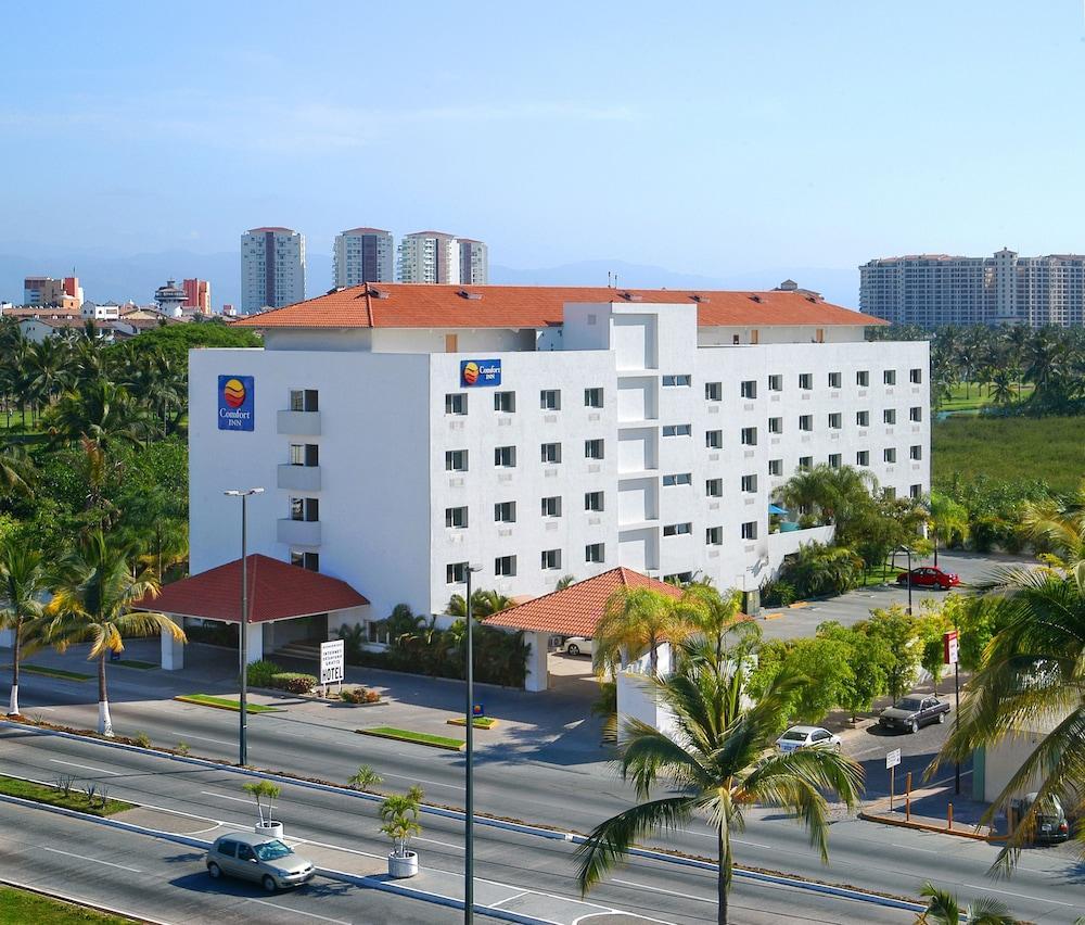 Comfort Inn Marina Golf Vallarta Puerto Vallarta Exterior photo