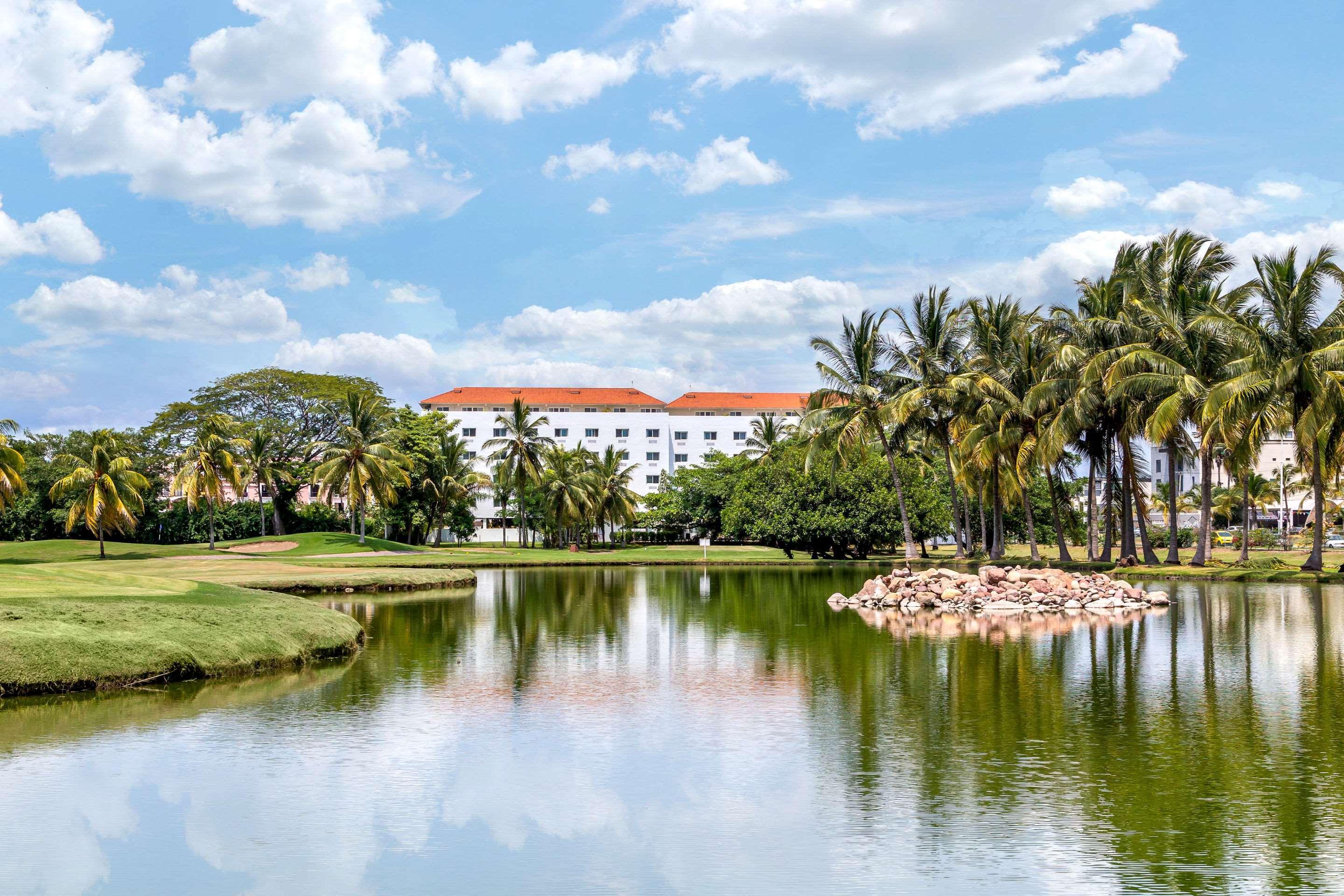 Comfort Inn Marina Golf Vallarta Puerto Vallarta Exterior photo